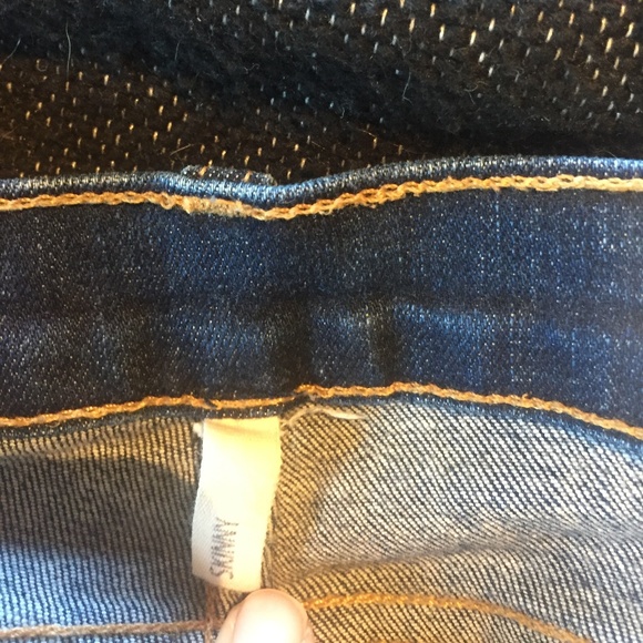 Rag & Bone Mid-Rise Skinny Jeans - Picture 4 of 7